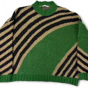 NICCOLAI Vintage Women’s Sweater. Made in Italy, Mohair Blend. Size Medium.